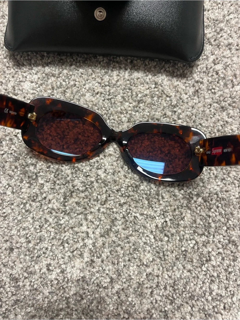 Supreme 100% authentic